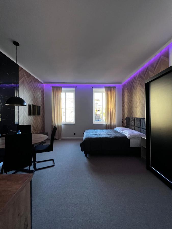 Gamler Apartments By Letrent Zyrardow Bagian luar foto